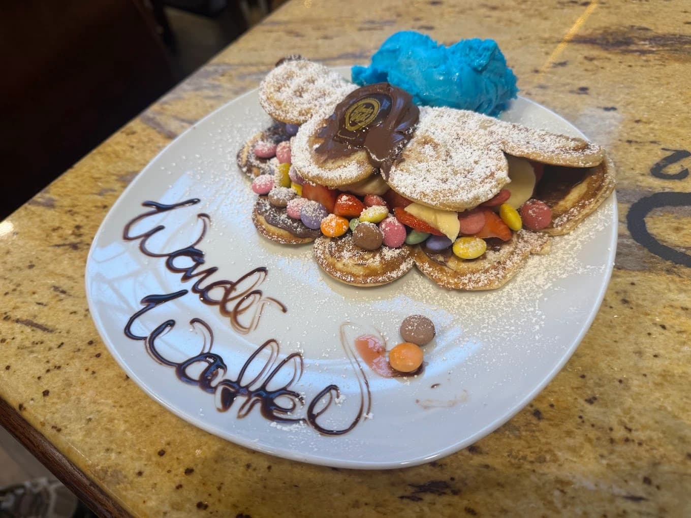 Wonder Waffel - Mall of Berlin